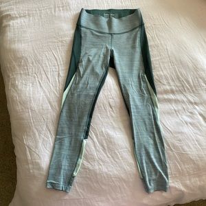 Outdoor Voices tech sweat 7/8 leggings